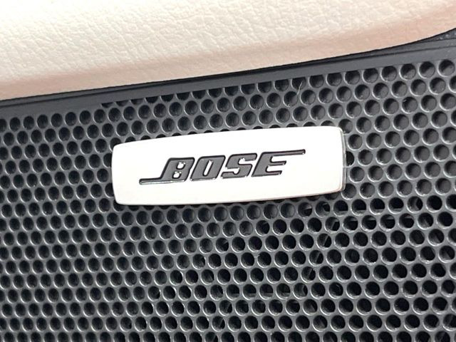 �yBOSE�T�E���h�V�X�e���t�������i�r�z�[���̃i�r�@�\�͂������A���x�ȃ`���[�j���O�\�͂����ڂ���Ă���A�������ȉ��y�����y���݂��������܂���