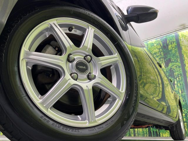 �y15�C���`�A���~�z�C�[���z�O�ςɃ}�b�`�����A���~�z�C�[���𑕒����Ă���܂��B�e��A���~�z�C�[����A�X�^�b�h���X�^�C�����戵�����Ă���܂��B���񂲑��k����������