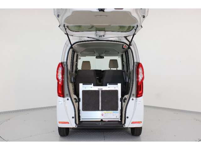 N-BOXG スロープ ホンダセンシング 車いす専用装備装着車