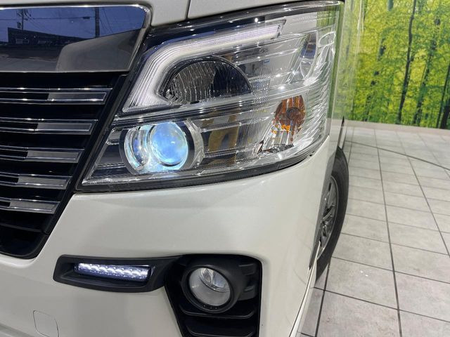 �yLED�w�b�h���C�g�z���V����ԑ��s�����ǍD�Ȏ��E���m�ۂ����S���ĉ^�]�ł��鍂�P�xLED�w�b�h���C�g�𑕔�!�_�����x�������A����d�͂��}�����Ă��܂��B