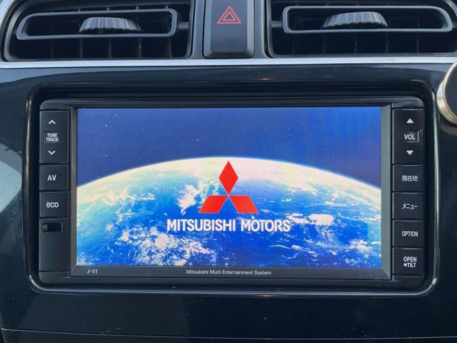 �y�����i�r�z�l�C�̏����i�r�𑕔����Ă���܂��B�i�r�̎g���₷���͂������A�I�[�f�B�I�@�\���[��!�L�����v�◷�s�͂������A�ʋ΂┃�����ȂǕ��i�̃h���C�u���y�����Ȃ�͂���