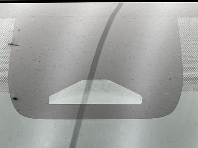 �y�g���^�Z�[�t�e�B�Z���X�z���s���ɑO���̎ԗ�����F�����A�Փ˂������Ȏ��͌x��ƃu���[�L�ŏՓˉ���Ɣ�Q�y�����A�V�X�g�B�����S�Ƀh���C�u�����y���݂��������܂��B