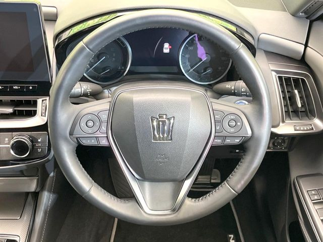 �y�����v�����X�e�A�����O�z�㎿�Ȋv���g�p���邱�ƂŁA��ɂ����������݂ƂĂ��^�]���₷���n���h���ł���