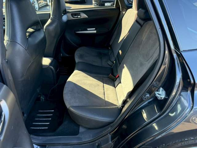 �C�ɂȂ邨�Ԃ�����܂�����E�̓d�b�ԍ����璼�ڂ��X�ɂ��₢���킹���������B�x�����@����ԗ����A��Ԃ܂łȂ�ł������������Ē����܂��B�X�^�b�t�ꓯ���A�����҂����Ă���܂��B