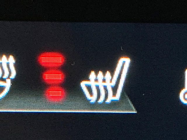 �y�V�[�g�q�[�^�[�z�������ɏd�󂷂�V�[�g�q�[�^�[!�G�A�R����葁�����܂��Ă����̂Ŋ�����̐l�����S�ł��ˁ�G�A�R���̉����͊������邩����A�Ƃ������ɂ����������߂ł��B