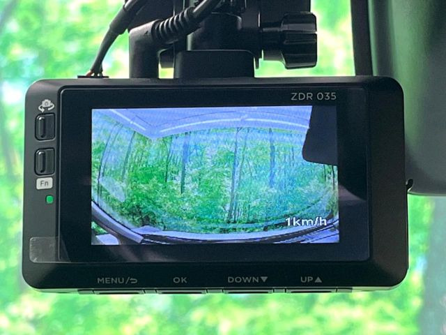 �y�h���C�u���R�[�_�[�z���S�E���S�ȃJ�[���C�t�ɕK�{�̃h���C�u���R�[�_�[�𑕔�!���s���͂������A������^�]�⎖�̂ɑ��������ۂ̏󋵂��f���ŋL�^���A����̃��X�N�ɔ����܂��B