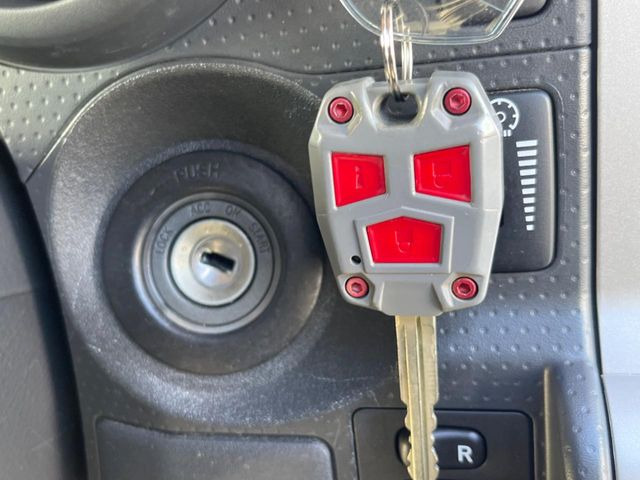 �y�L�[���X�z�������ꂽ�ꏊ����ł��{�^����Ńh�A�̊J���E�{�����ł���̂łƂ��Ă��֗�!�h�A�̌�������ɏ������邱�Ƃ�����܂����