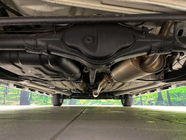 ����肪���ꂢ�Ȃ����ɁA�h�K���H�̎{�H���I�X�X���B�~��n��͂������A���ݕ��ɂ��Z���̕���A��Ń}�����E�E�B���^�[�X�|�[�c���������ɂ��D�]���������Ă���܂��B