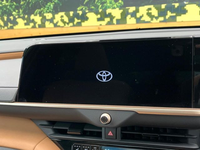 �y12.3�C���`���C�h�i�r�z�������ƃC���p�N�g�̂����^���C�h�i�r�𑕔��B�e��I�[�f�B�I����͂������A�������C�h��ʂł̃}�b�v2�����\���ȂǁA���֐��������i�r�ł���