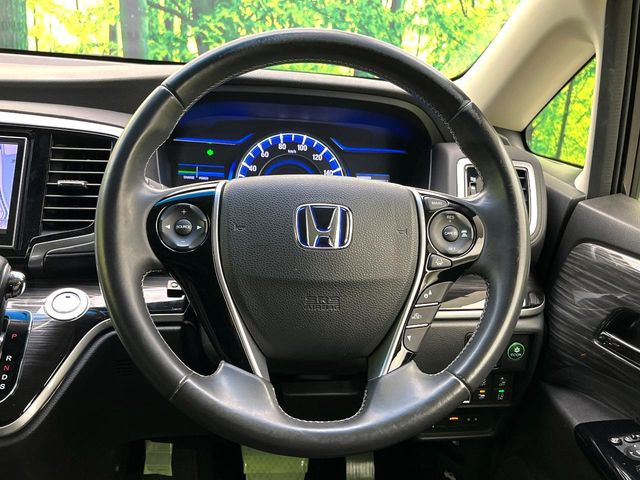 �y�����v�����X�e�A�����O�z�㎿�Ȋv���g�p���邱�ƂŁA��ɂ����������݂ƂĂ��^�]���₷���n���h���ł���