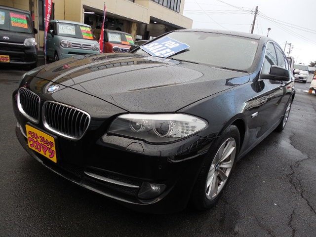 5シリーズセダン(BMW) 523d ブルーパフォーマンス ハイライン パッケージ　アイドリングストップ・ディーゼルターボ 中古車画像