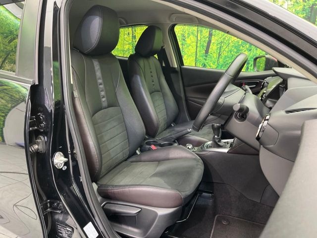 �y�n�[�t���U�[�V�[�g�z�������ƍ���S�n�𗼗������l�C�̃V�[�g���w�ʁE���ʂ̃t�@�u���b�N�f�ނ́A�ʋC���̗ǂ��⊊��ɂ����ɗD��Ă��܂��B�C���╞���ɍ��E���ꂸ���K�ɂ���肢�������܂��B