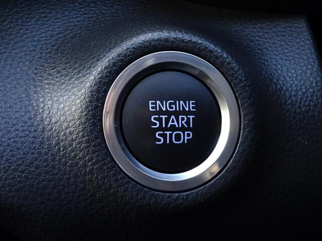 �L�[���X�v�b�V���X�^�[�g�V�X�e�����̗p���Ă���܂�!�{�^����ŃG���W���n�����\�Ȃ̂ŁA�L�[��T�����Ƃ��Ȃ��Ȃ�܂���!