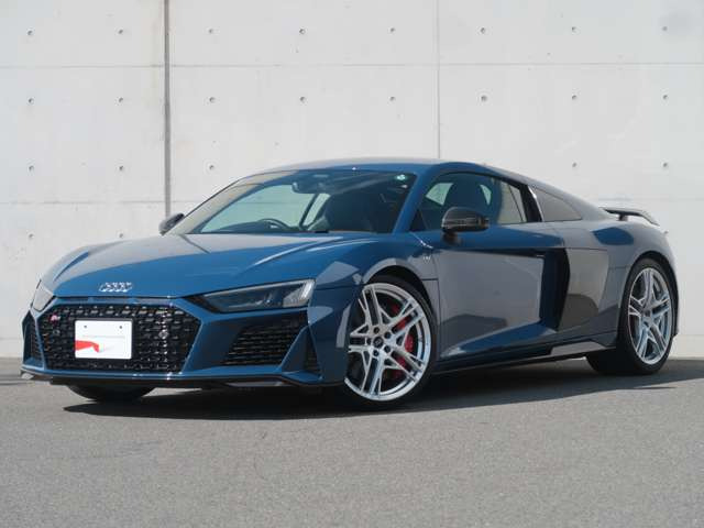 R8V10 パフォーマンス 5.2 FSI クワトロ 4WD