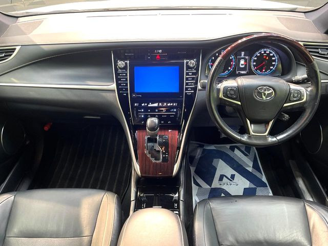 �O���[�v���݌ɐ���30,000��!!�S���̌n��X���烁�[�J�[�E�Ԏ��킸���Љ�o����̂ŁA���Ȃ��Ƀs�b�^���̂��Ԃ�������͂��ł���܂��͂��₢���킹��������