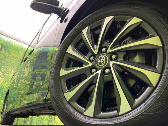 �y����17�C���`�A���~�z�C�[���z�O�ςɃ}�b�`���������A���~�z�C�[���𑕒����Ă���܂��B�e��ЊO�A���~�z�C�[����A�X�^�b�h���X�^�C�����戵�����Ă���܂��B���񂲑��k����������