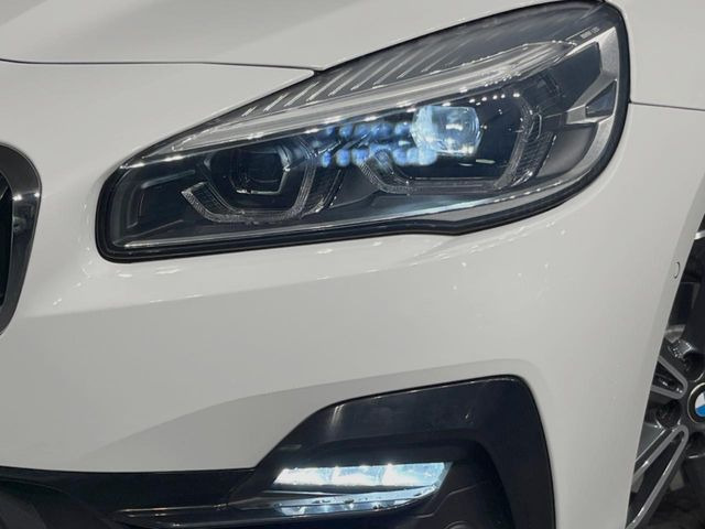 ��LED�w�b�h���C�g:��ԑ��s�����ǍD�Ȏ��E���m�ۂ����S���ĉ^�]�ł��鍂�P�xLED�w�b�h���C�g�𑕔�!�_�����x�������A����d�͂��}�����Ă��܂��B