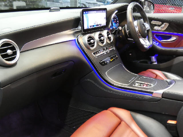 GLCクーペAMG GLC43 4マチック 4WD