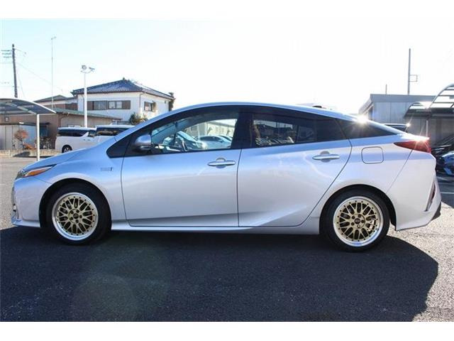 ���Ǝҗl�ւ̔̔��͂��f�肳���Ă��������܂��B �Ԍ������ԗ��̏ꍇ�́A�Ԍ����擾�������x�������z�ŕ\�����Ă���܂��B