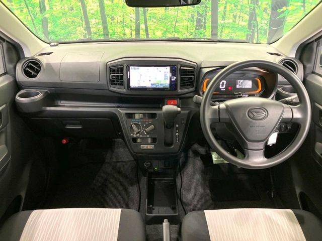 �O���[�v���݌ɐ���30,000��!!�S���̌n��X���烁�[�J�[�E�Ԏ��킸���Љ�o����̂ŁA���Ȃ��Ƀs�b�^���̂��Ԃ�������͂��ł���܂��͂��₢���킹��������