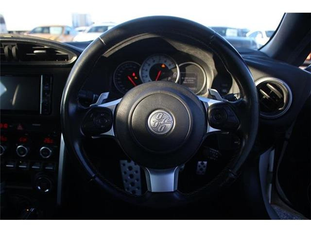 ���Ǝҗl�ւ̔̔��͂��f�肳���Ă��������܂��B �Ԍ������ԗ��̏ꍇ�́A�Ԍ����擾�������x�������z�ŕ\�����Ă���܂��B