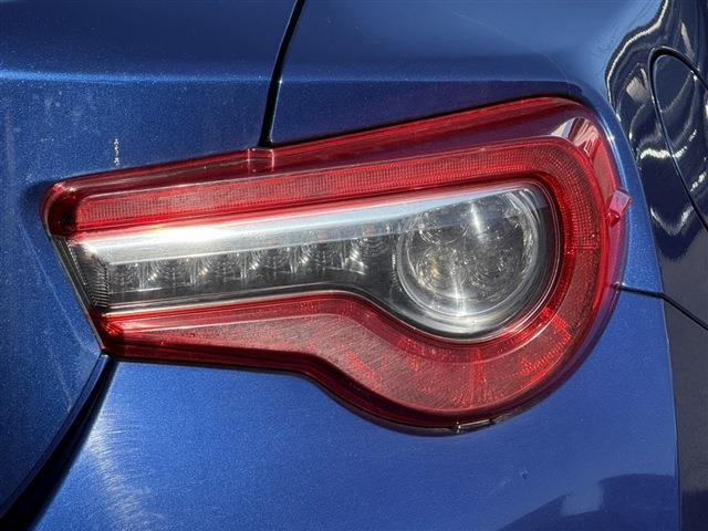 ���Ǝҗl�ւ̔̔��͂��f�肳���Ă��������܂��B �Ԍ������ԗ��̏ꍇ�́A�Ԍ����擾�������x�������z�ŕ\�����Ă���܂��B