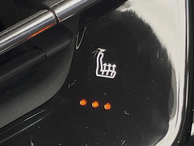 ���t�����g�V�[�g�q�[�e�B���O:�^�]�ȁE����ȋ��ɎO�i�K�Œ��߂��\�ȃV�[�g�q�[�^�[�𑕔����Ă���܂��B�G�߂��킸���K�ɂ��g�p���������܂��B