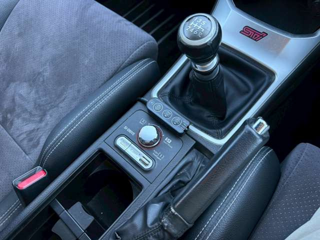 �C�ɂȂ邨�Ԃ�����܂�����E�̓d�b�ԍ����璼�ڂ��X�ɂ��₢���킹���������B�x�����@����ԗ����A��Ԃ܂łȂ�ł������������Ē����܂��B�X�^�b�t�ꓯ���A�����҂����Ă���܂��B