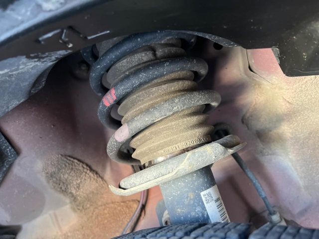 ����肪���ꂢ�Ȃ����ɁA�h�K���H�̎{�H���I�X�X���B�~��n��͂������A���ݕ��ɂ��Z���̕���A��Ń}�����E�E�B���^�[�X�|�[�c���������ɂ��D�]���������Ă���܂��B