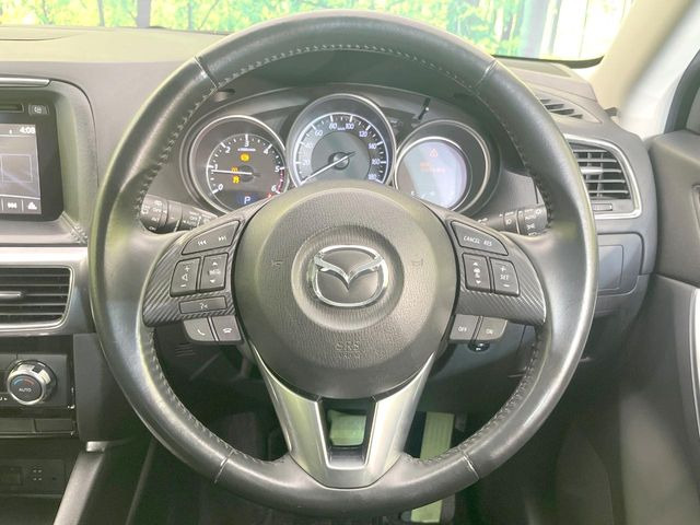 �y�����v�����X�e�A�����O�z�㎿�Ȋv���g�p���邱�ƂŁA��ɂ����������݂ƂĂ��^�]���₷���n���h���ł���