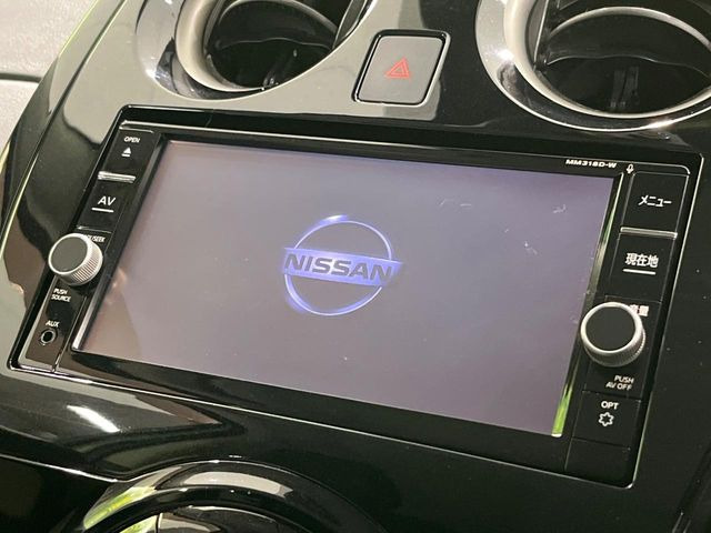 �y�����i�r�z�l�C�̏����i�r�𑕔����Ă���܂��B�i�r�̎g���₷���͂������A�I�[�f�B�I�@�\���[��!�L�����v�◷�s�͂������A�ʋ΂┃�����ȂǕ��i�̃h���C�u���y�����Ȃ�͂���