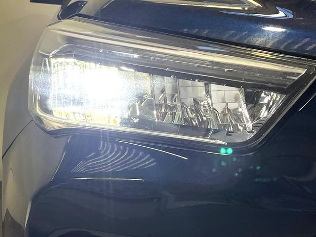 �yLED�w�b�h���C�g�z���V����ԑ��s�����ǍD�Ȏ��E���m�ۂ����S���ĉ^�]�ł��鍂�P�xLED�w�b�h���C�g�𑕔�!�_�����x�������A����d�͂��}�����Ă��܂��B