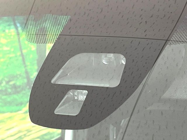 �y�V�e�B�u���[�L�A�N�e�B�u�V�X�e���z�ᑬ���s���ɑO���̎ԗ�����F�����A�Փ˂������Ȏ��͌x��ƃu���[�L�ŏՓˉ���Ɣ�Q�y�����A�V�X�g�B�����S�Ƀh���C�u�����y���݂��������܂��B