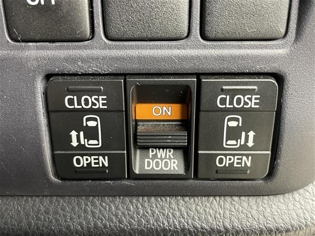 ヴォクシー2.0 ZS