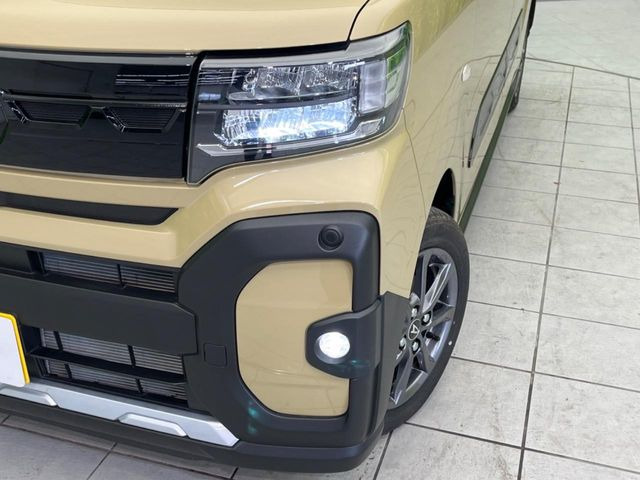 �yLED�w�b�h���C�g�z���V����ԑ��s�����ǍD�Ȏ��E���m�ۂ����S���ĉ^�]�ł��鍂�P�xLED�w�b�h���C�g�𑕔�!�_�����x�������A����d�͂��}�����Ă��܂��B