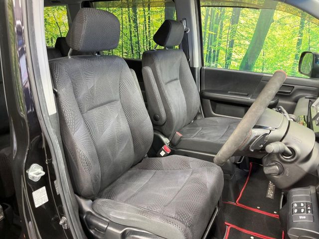 �^�]�Ȃ܂��ɂ͏\���ȃX�y�[�X������A�啿�ȕ��ł��������^�]���Ă�����������ł��B