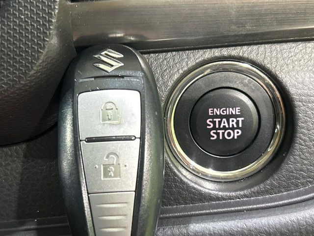 �y�L�[���X�X�^�[�g�V�X�e���z�J�o����|�P�b�g�ɓ��ꂽ�܂܂ł��h�A�̎{���E�������\�ȃX�}�[�g�L�[�𑕔��B�G���W���̃I���E�I�t�����J�M�����o���K�v����������Ƃ��Ă��֗��ł���