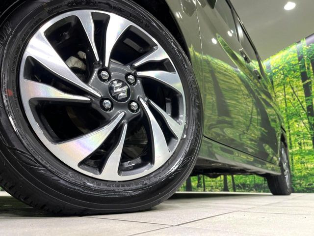 �y����15�C���`�A���~�z�C�[���z�O�ςɃ}�b�`���������A���~�z�C�[���𑕒����Ă���܂��B�e��ЊO�A���~�z�C�[����A�X�^�b�h���X�^�C�����戵�����Ă���܂��B���񂲑��k����������