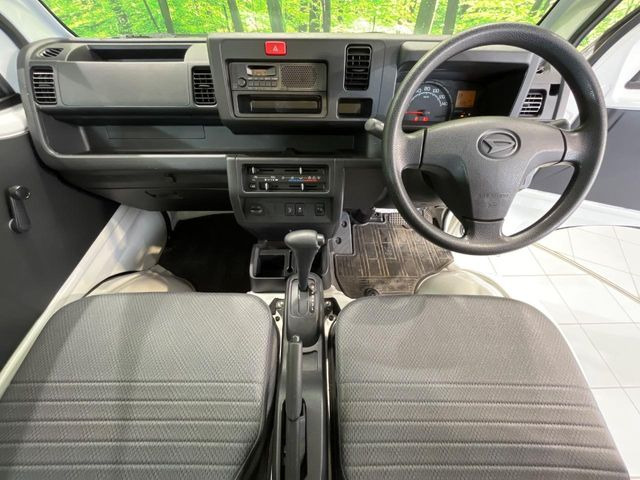 �O���[�v���݌ɐ���30,000��!!�S���̌n��X���烁�[�J�[�E�Ԏ��킸���Љ�o����̂ŁA���Ȃ��Ƀs�b�^���̂��Ԃ�������͂��ł���܂��͂��₢���킹��������