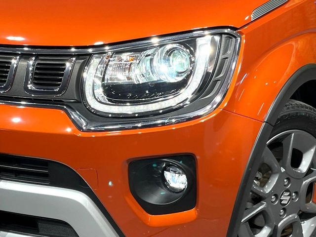 �yLED�w�b�h���C�g�z���V����ԑ��s�����ǍD�Ȏ��E���m�ۂ����S���ĉ^�]�ł��鍂�P�xLED�w�b�h���C�g�𑕔�!�_�����x�������A����d�͂��}�����Ă��܂��B