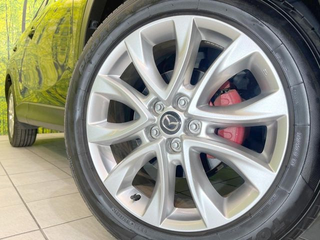 �y����19�C���`�A���~�z�C�[���z�O�ςɃ}�b�`���������A���~�z�C�[���𑕒����Ă���܂��B�e��ЊO�A���~�z�C�[����A�X�^�b�h���X�^�C�����戵�����Ă���܂��B���񂲑��k����������