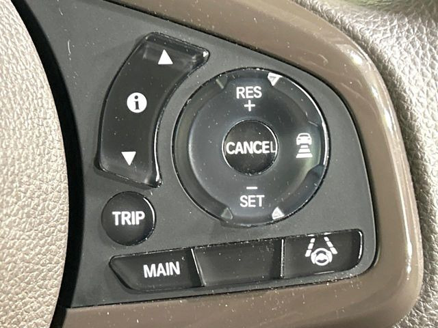 �y�A�_�v�e�B�u�N���[�Y�R���g���[���z�������H�ł̒��������s���y��!!�����ő��x��ۂN���[�Y�R���g���[�����A�Փˌy���V�X�e���ƘA�g���A�O���̎ԗ������m���ĎԊԂ�ۂ悤�ɑ��x���߂��Ă���܂�!!