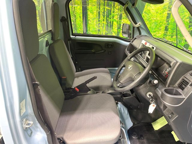 �^�]�Ȃ܂��ɂ͏\���ȃX�y�[�X������A�啿�ȕ��ł��������^�]���Ă�����������ł��B