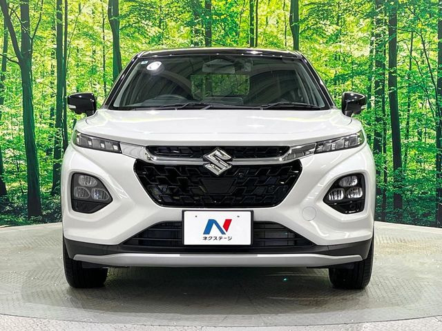 ��D�]�𒸂��Ă���܂��{�f�B�R�[�g���D�]��t���B�������x�̃K���X�疌�ŝ����͂������A�㎿�ȃc���E����������B���O����_���J�����؂Ȉ��Ԃ�ی삵�A�F�����E�򉻂�h�~�B