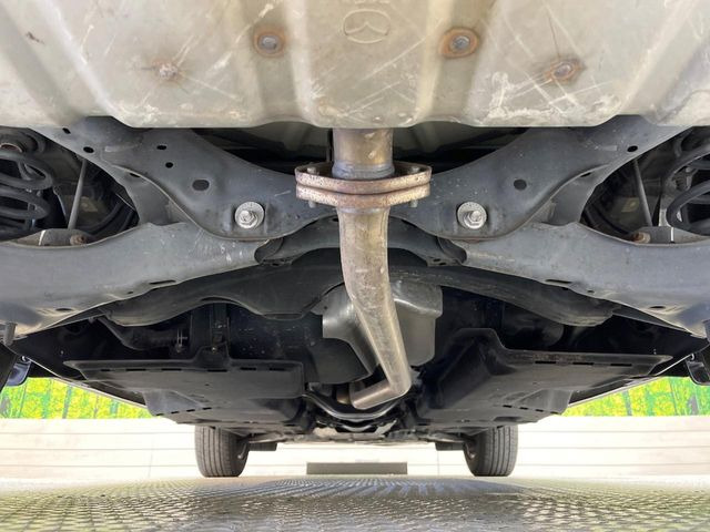 下回りがきれいなうちに、防錆加工の施工がオススメ。降雪地域はもちろん、沿岸部にお住いの方や、趣味でマリン・ウィンタースポーツをされる方にご好評いただいております。