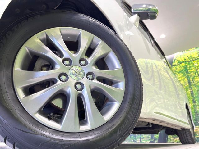 �y����16�C���`�A���~�z�C�[���z�O�ςɃ}�b�`���������A���~�z�C�[���𑕒����Ă���܂��B�e��ЊO�A���~�z�C�[����A�X�^�b�h���X�^�C�����戵�����Ă���܂��B���񂲑��k����������