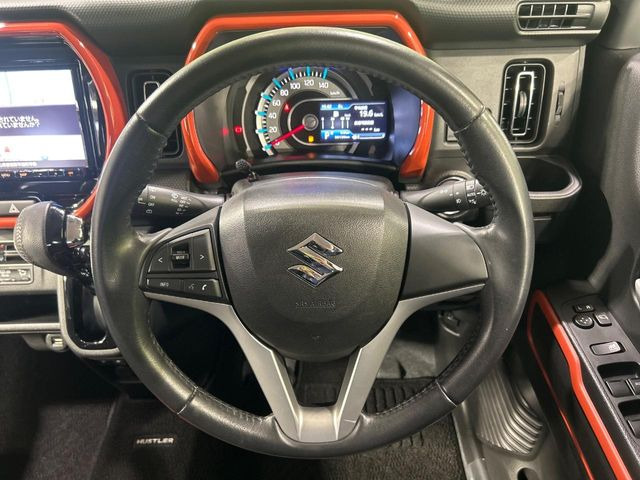 �y�����v�����X�e�A�����O�z�㎿�Ȋv���g�p���邱�ƂŁA��ɂ����������݂ƂĂ��^�]���₷���n���h���ł���