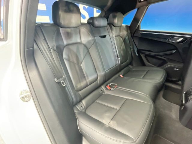 ���㕔���Ȃ��C�ɂȂ�悤�ȃL�Y�E�����ւ��蓙�A�傫�ȃ_���[�W�͂Ȃ��A�ǍD�ȏ�Ԃł��B