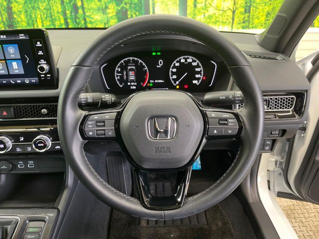 �y�����v�����X�e�A�����O�z�㎿�Ȋv���g�p���邱�ƂŁA��ɂ����������݂ƂĂ��^�]���₷���n���h���ł���