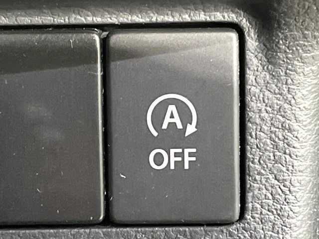 �y�A�C�h�����O�X�g�b�v�z�ԐM����a�؂Œ�Ԃ����ۂɃG���W�����~���A���ʂȔR���̏����}���܂��B�R��������ی�ɂȂ���@�\��G���W���̓u���[�L�𗣂��΍Ďn�����܂��B